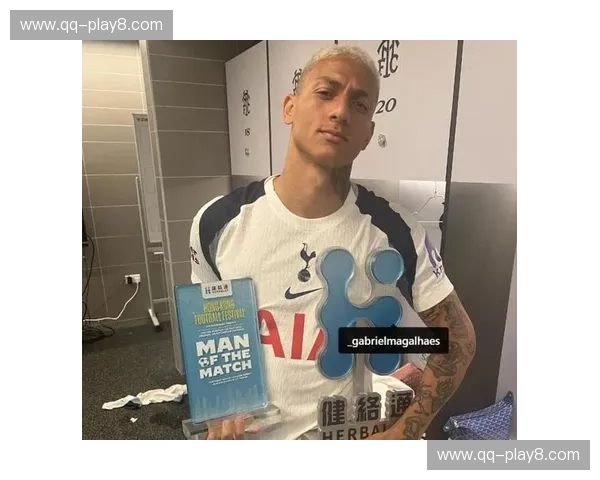 热刺更衣室矛盾公开化 理查利森与主帅冲突加剧危机